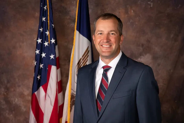 Mike Naig ’00