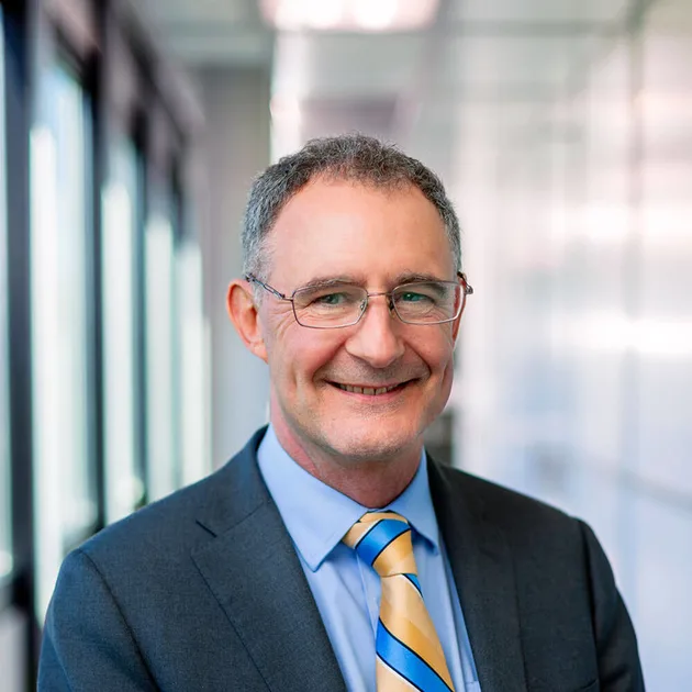 Dr. Stephen Russell