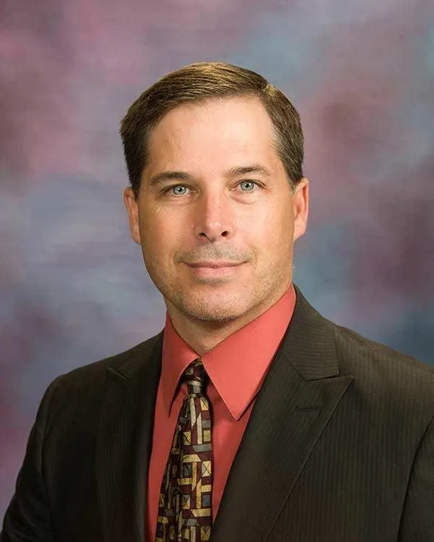 Dr. Daniel Strohmyer 