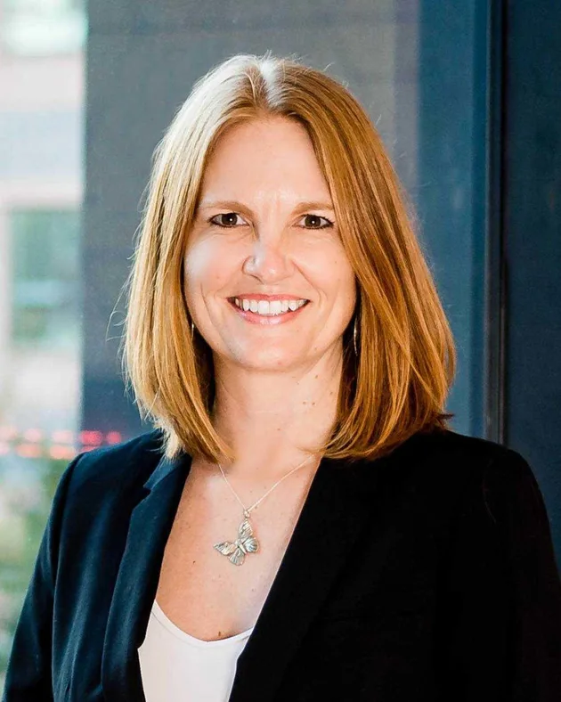 Dr. Samantha Cooper 